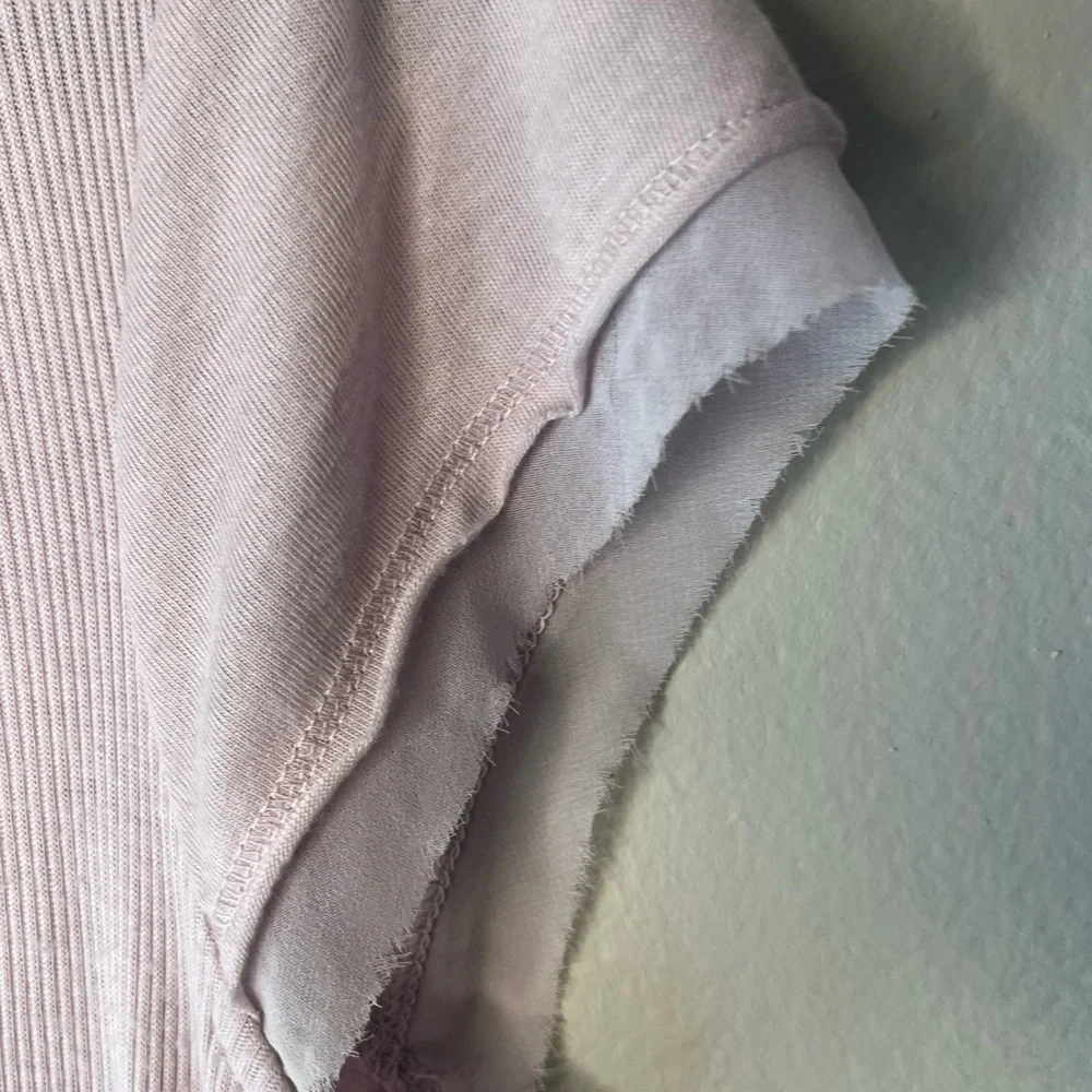Simply Vera Vera Wang Pink Asymmetrical Sharkbite Hem Ribbed Panel Top Medium - Picture 4 of 7